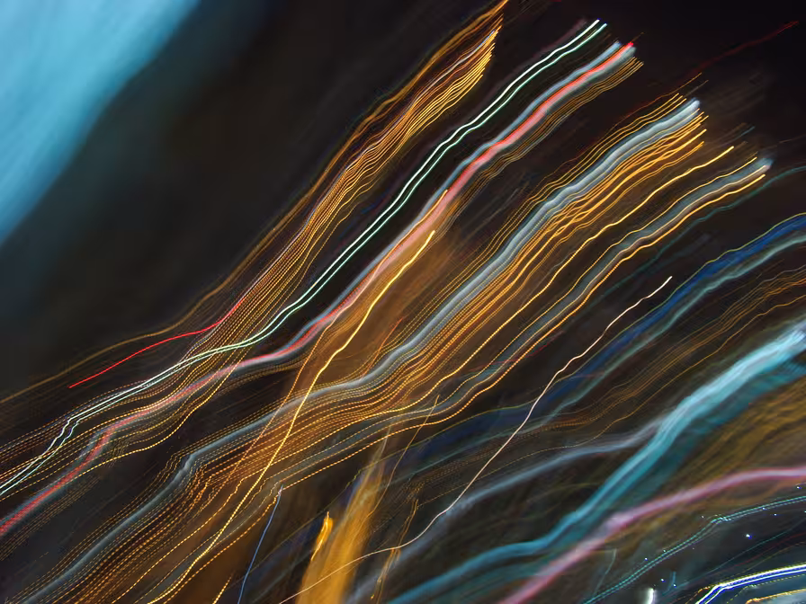 Fondo luminoso para presentaciones con efectos neon modernos